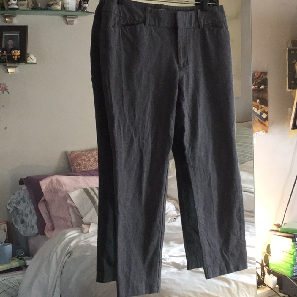A New Day Gray Stretch Capri Pants